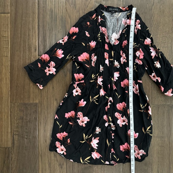 Majora Mid-Sleeve Button Up - Picture 10 of 13